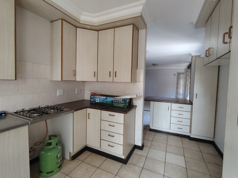 7 Bedroom Property for Sale in Fichardt Park Free State